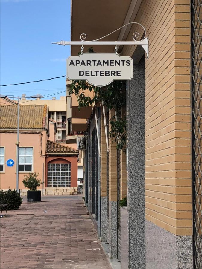 Apartamentos En Deltebre Luaran gambar