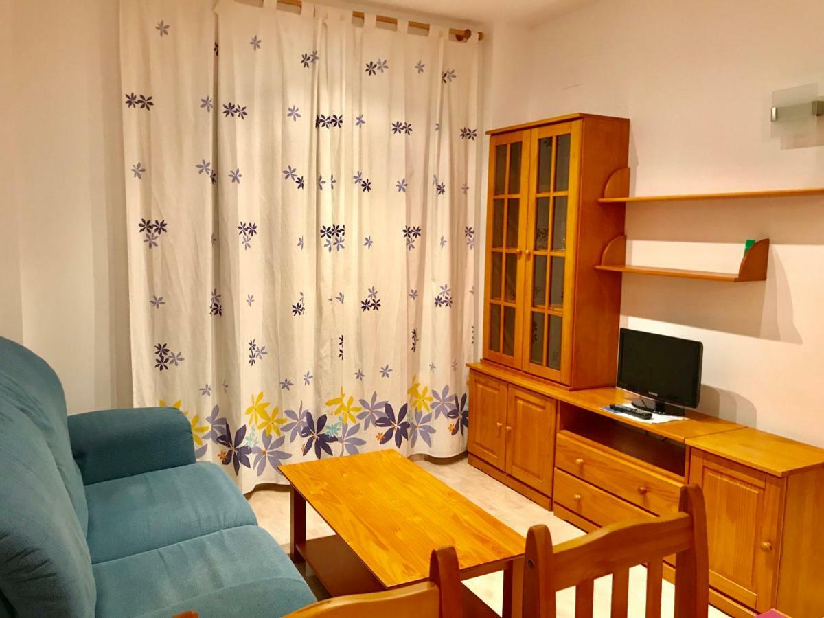 Apartamentos En Deltebre Luaran gambar