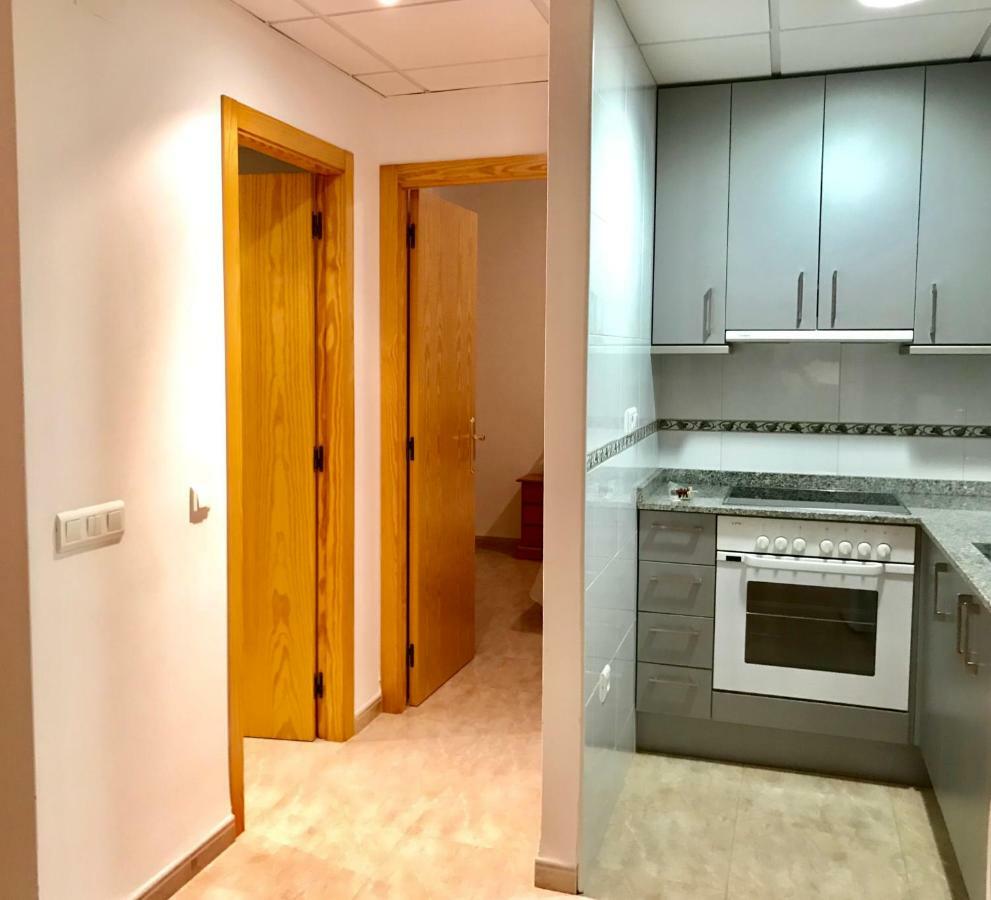 Apartamentos En Deltebre Luaran gambar