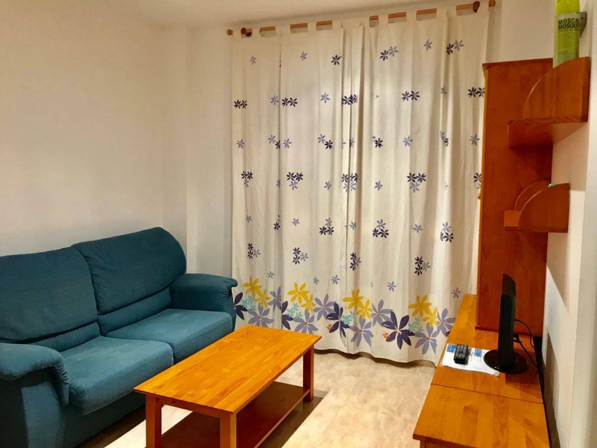 Apartamentos En Deltebre Luaran gambar