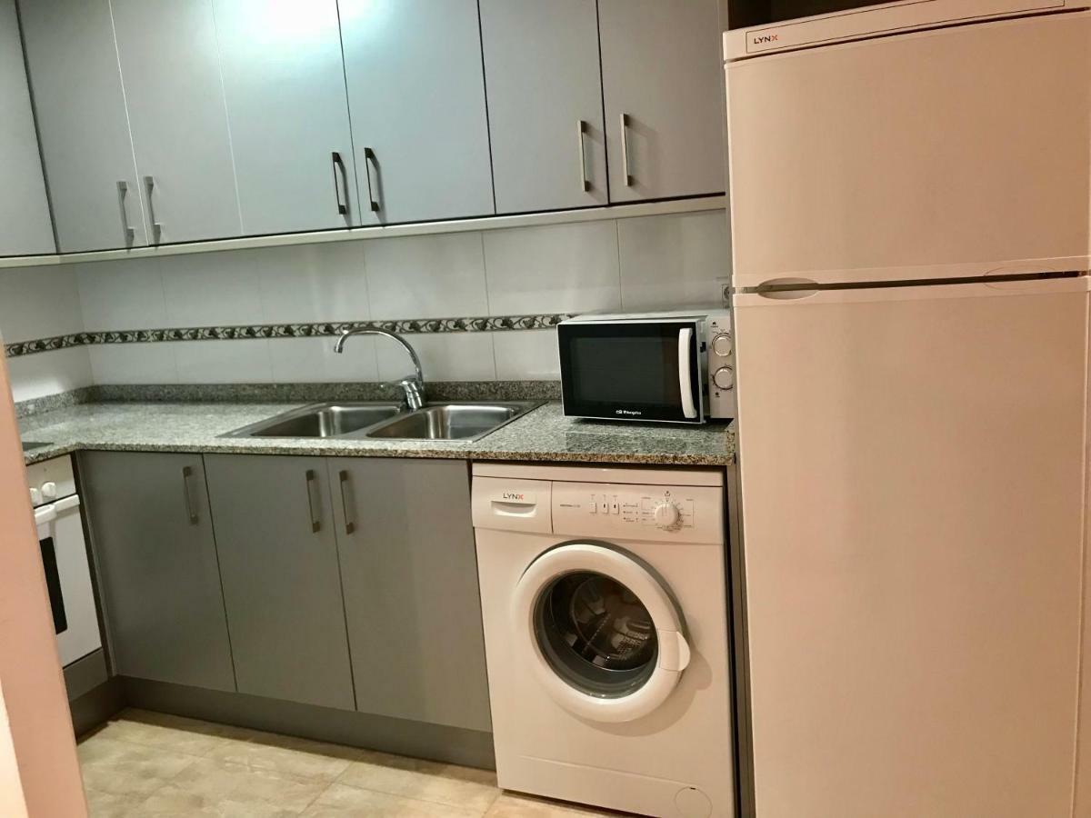 Apartamentos En Deltebre Luaran gambar