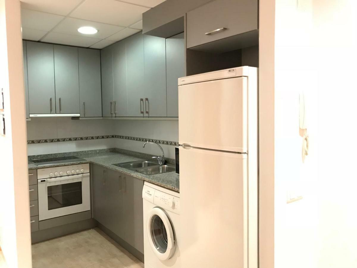 Apartamentos En Deltebre Luaran gambar