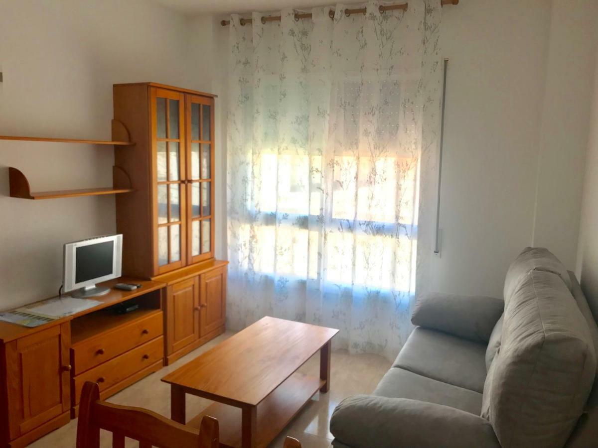 Apartamentos En Deltebre Luaran gambar